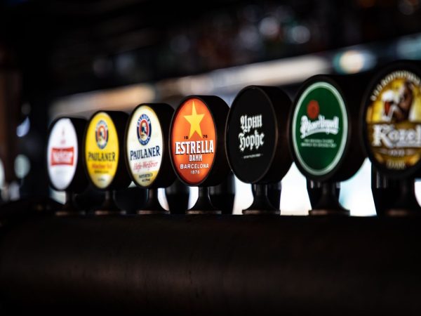 Como organizar bebidas por ocasião de consumo