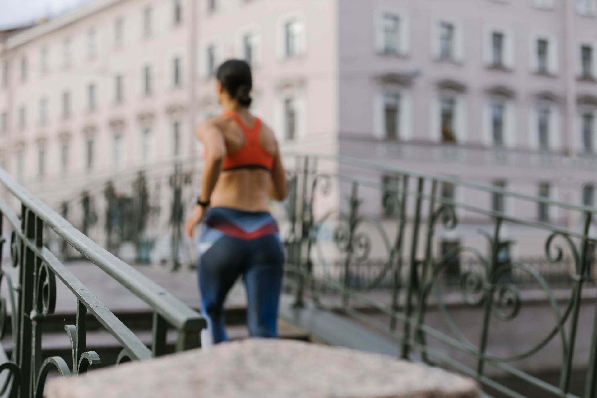 Peso na menopausa: por que a gordura vai para a barriga